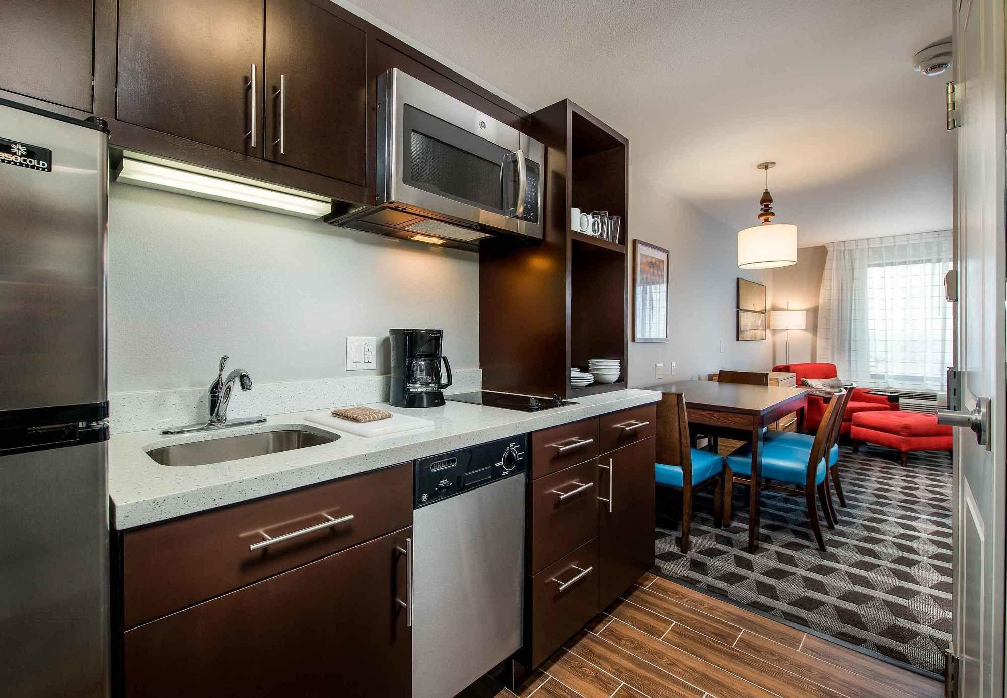 Towneplace Suites By Marriott Waco South Экстерьер фото