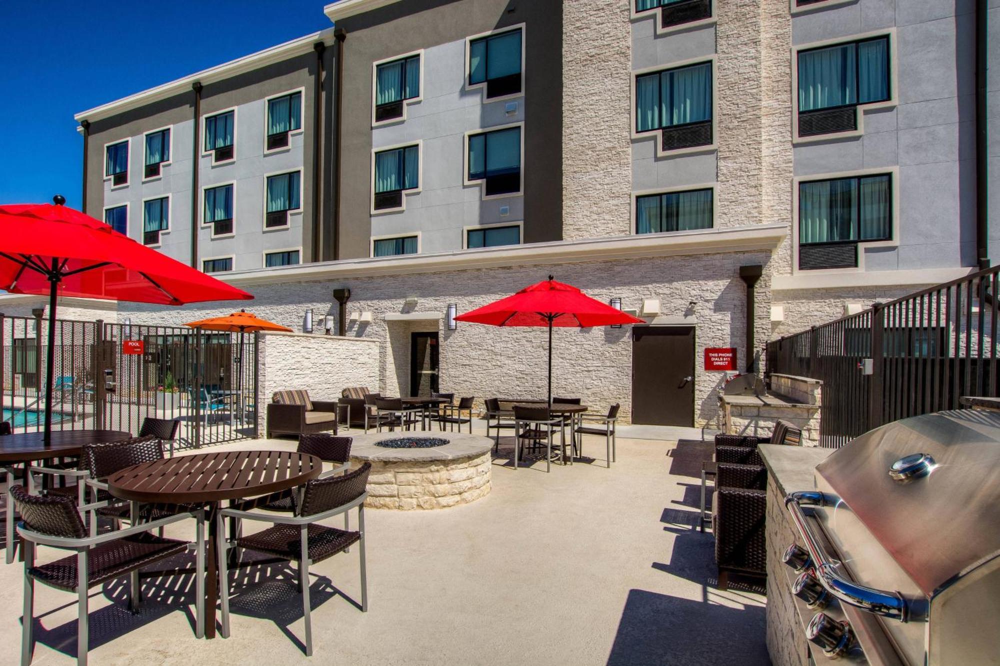Towneplace Suites By Marriott Waco South Экстерьер фото